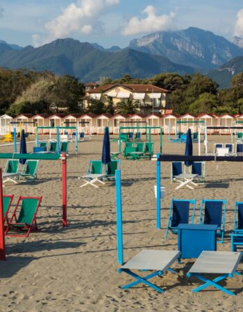 Leisure Time Tours 2024 Sukkot Program in Forte Dei Marmi, Italy